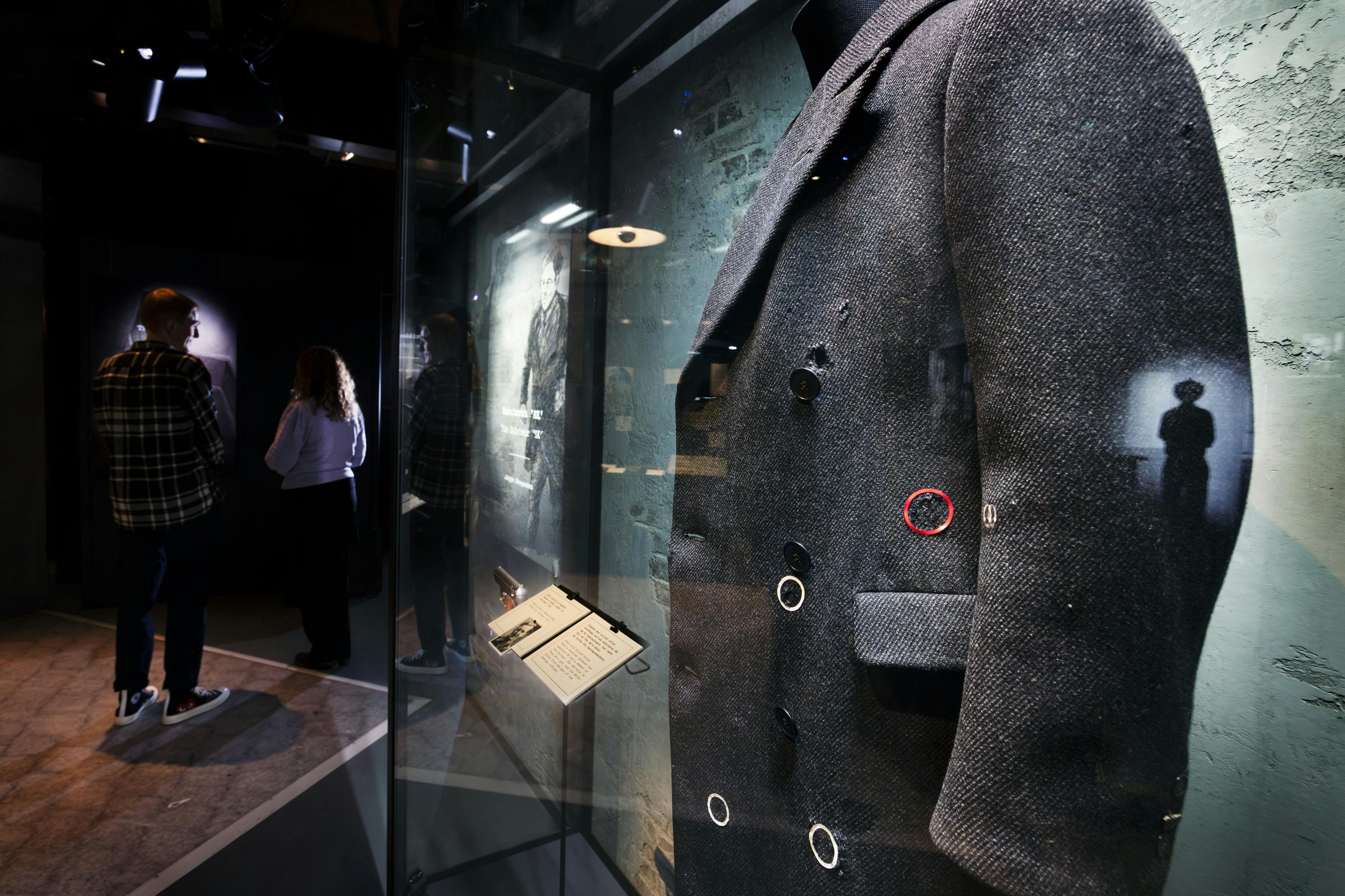 Go underground and enter the occupation years in Denmark. Through different scenes from the 5 years of war.