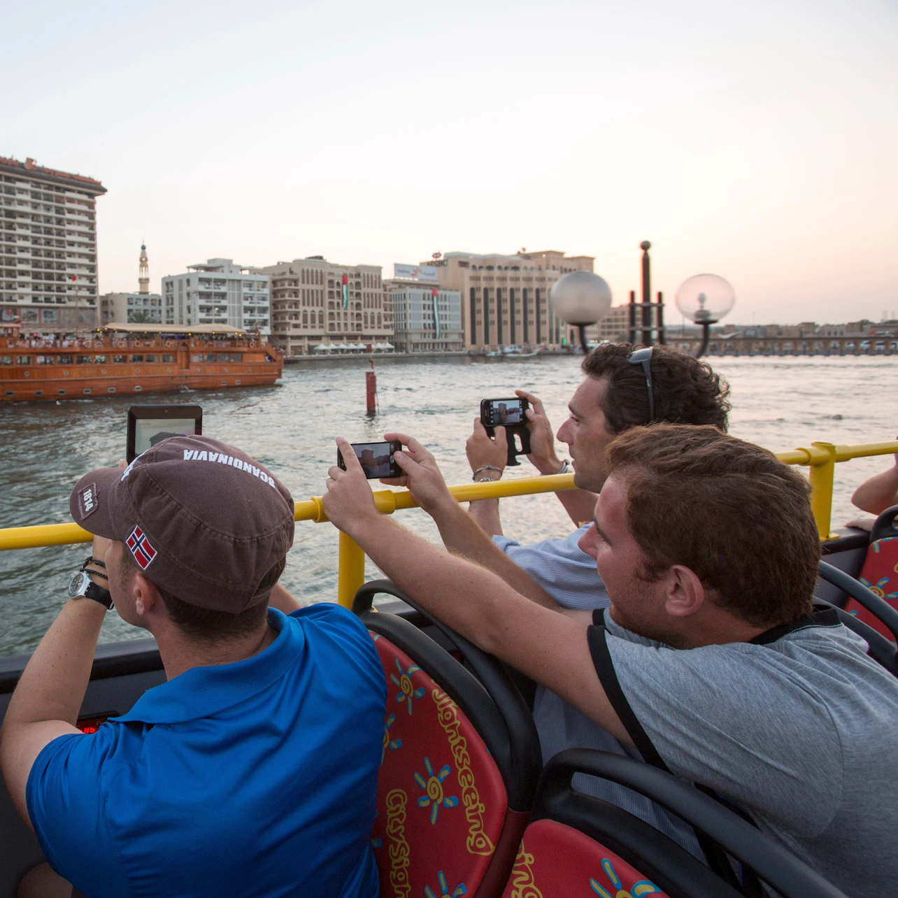 Aquaventure World: Waterpark Day Pass + Lost World Aquarium in Dubai - Image 6