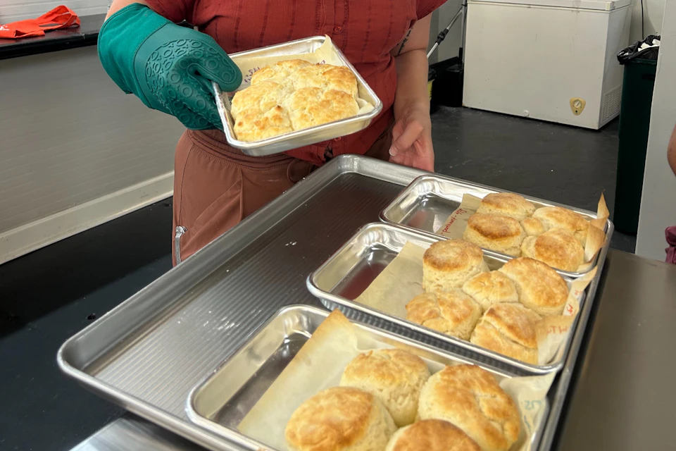 Historic Market Food Tour and Biscuit Making Class