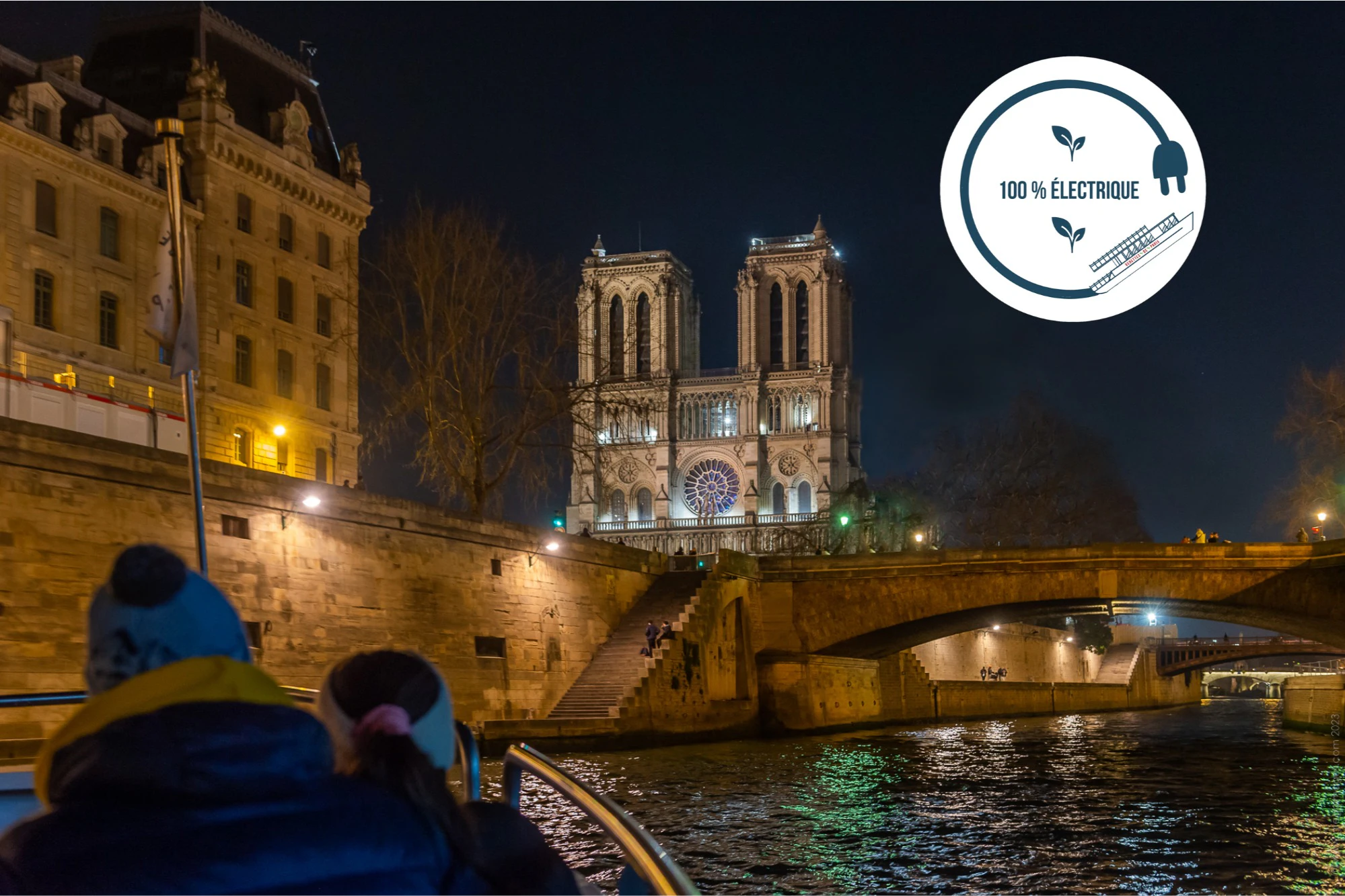 Seine River: Evening Cruise with Music Onboard by Vedettes de Paris