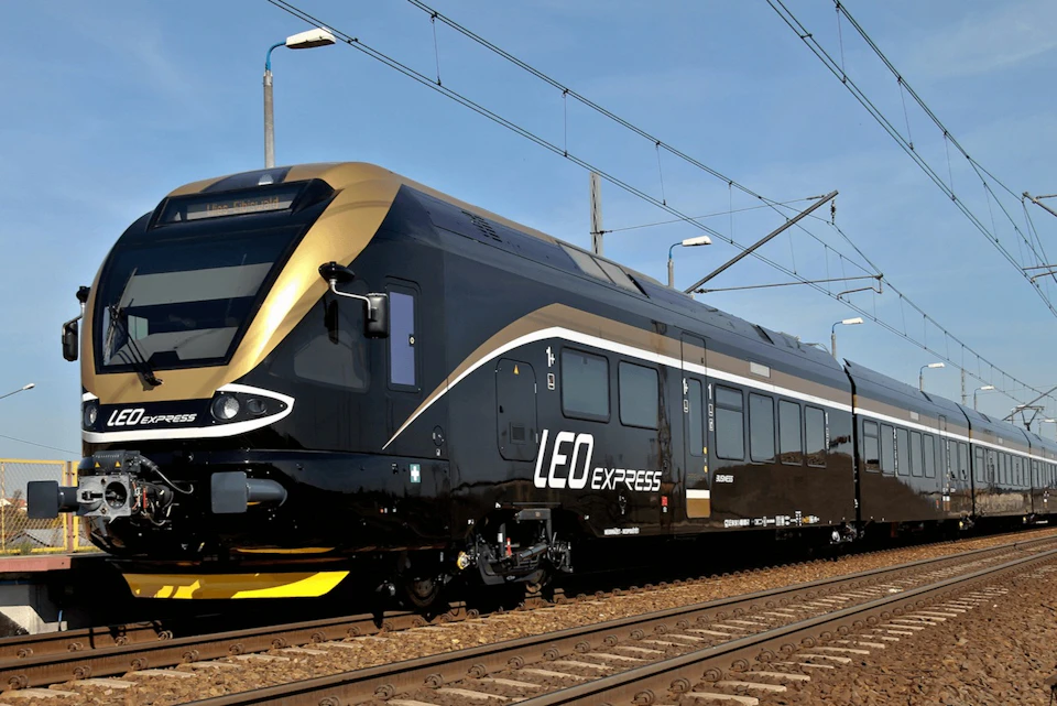 Leo Express train
