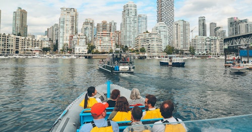 City and Seal Cruise from Vancouver