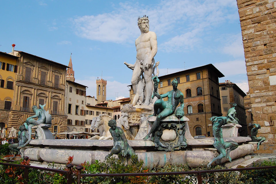 Guided tour of Michelangelo's David and the city center of Florence with Babylon tours