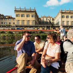 Florence: Sunset Tour on Traditional Gondola 3