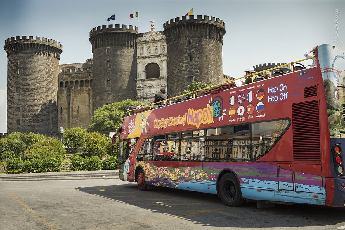 Hop-on Hop-off Bus Naples