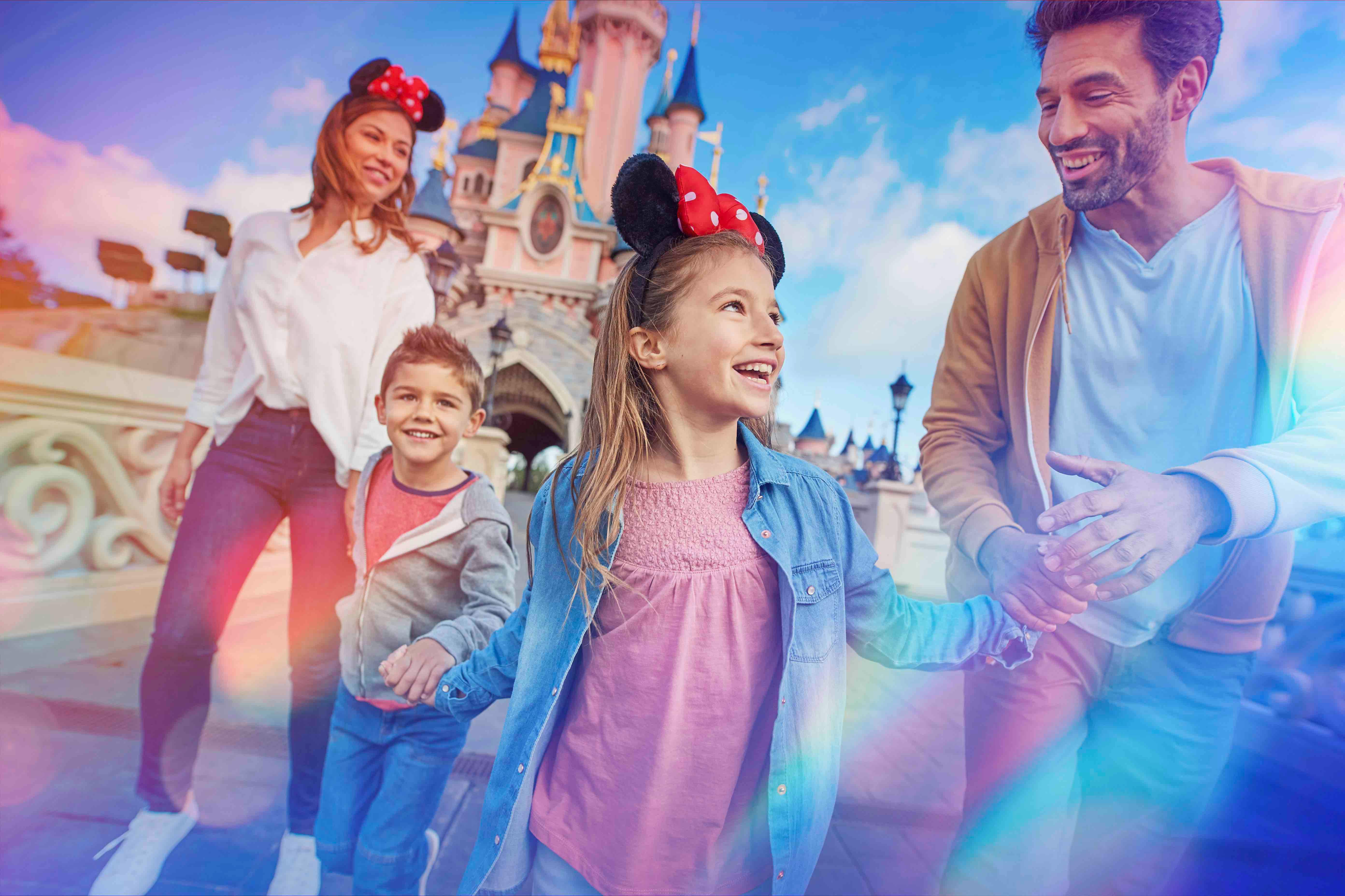 ディズニーランド パリ 日付指定チケット Tiqets