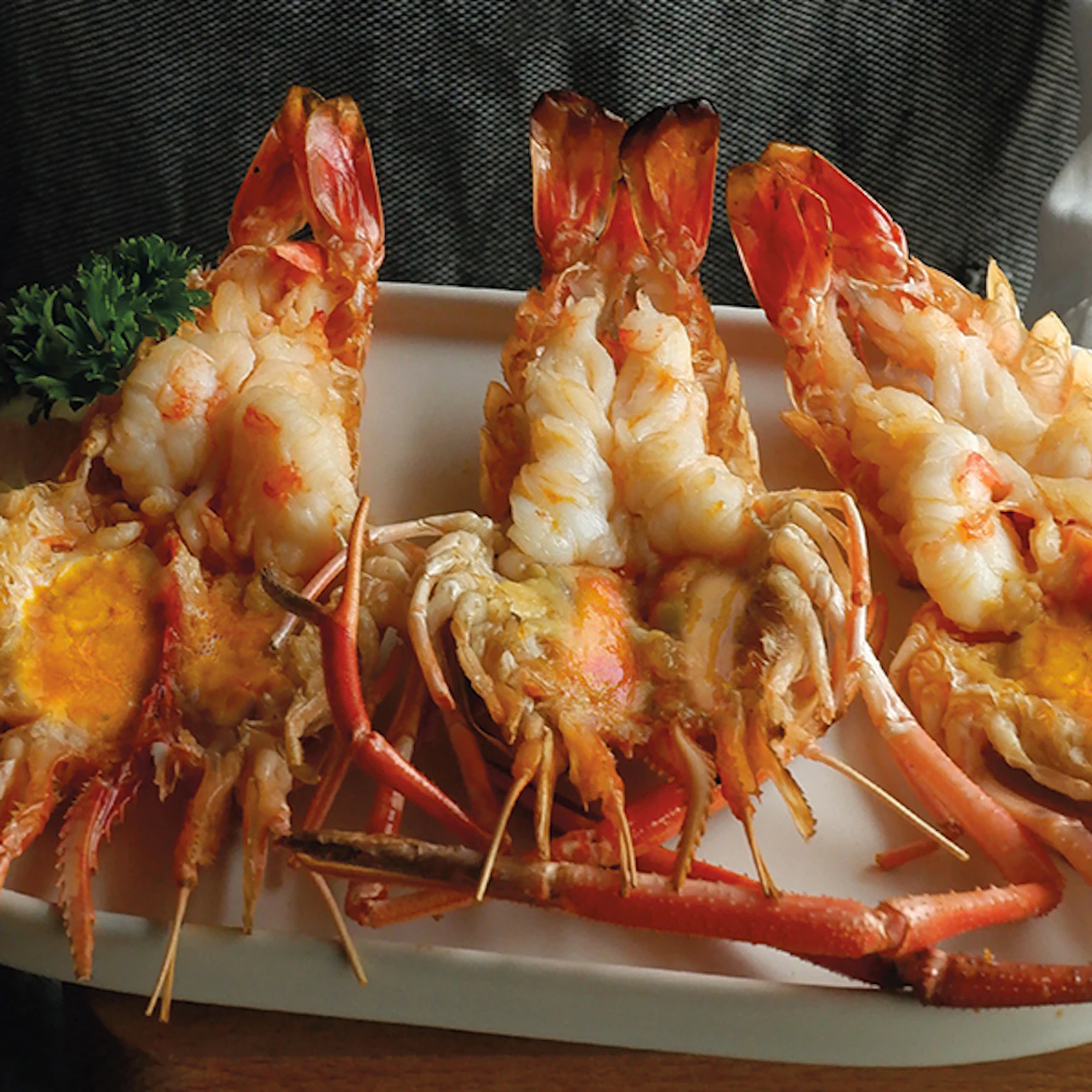 Bangkok: Buffet Lunch/Dinner at Baiyoke Sky Restaurant in Bangkok β Tiqets