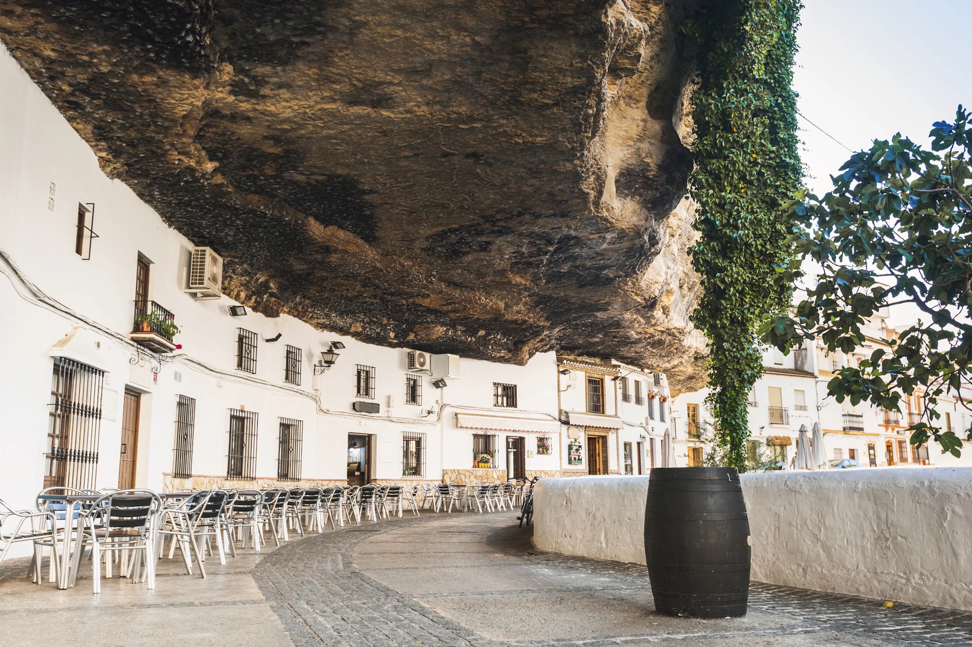 Setenil de las Bodegas Street