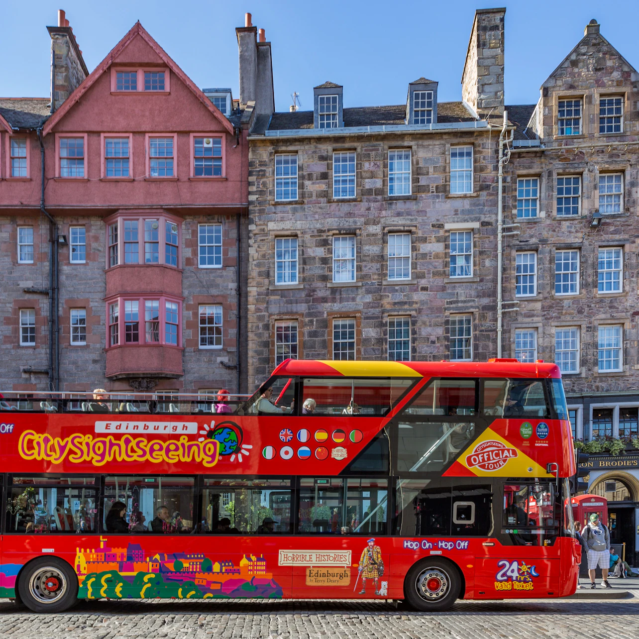Edinburgh Bus Tour Hop-On Hop-Off in Edinburgh β Tiqets