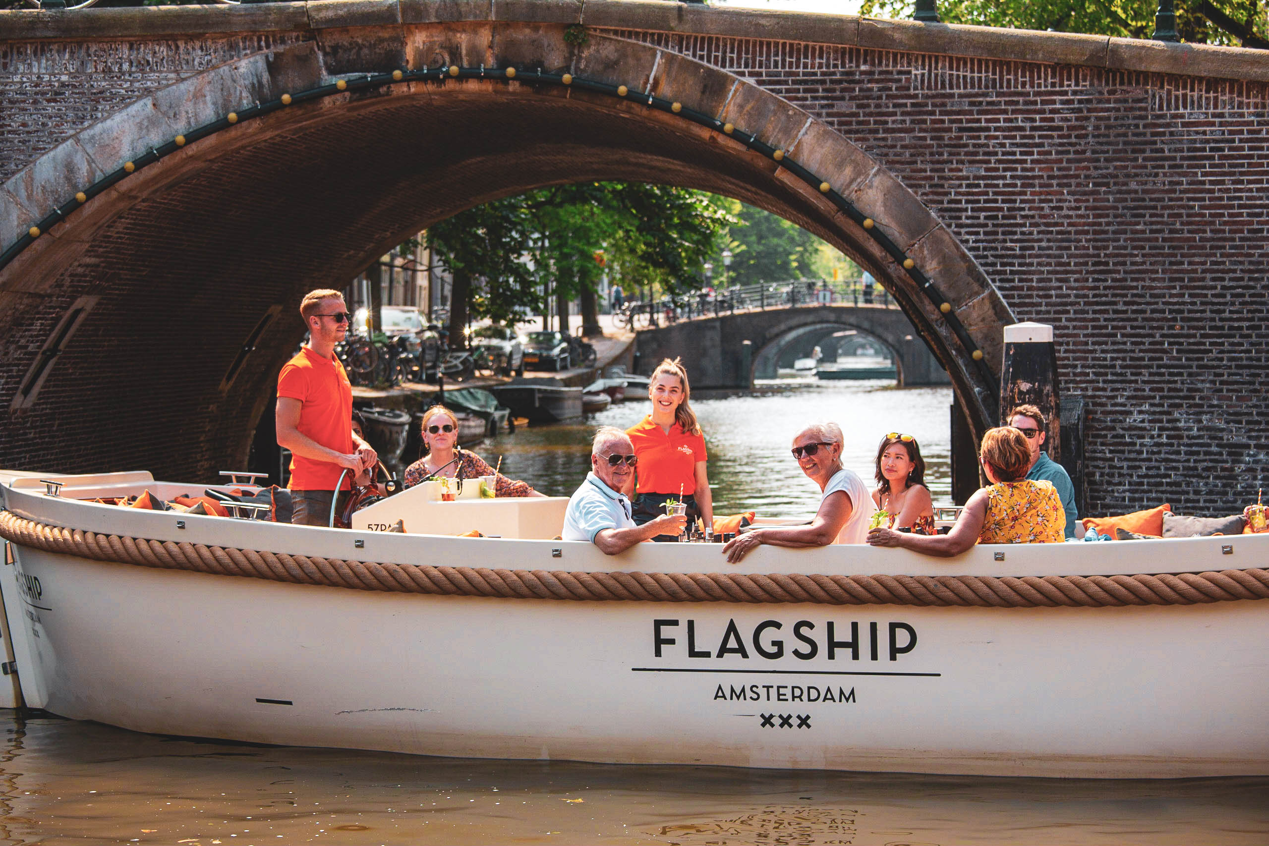 Open Boat Canal Cruise with Live Guide - departure Rijksmuseum - Amsterdam - 