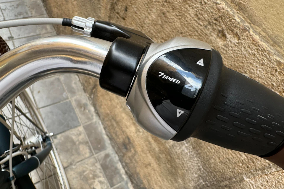Rent a bike in Valencia with 7 gears