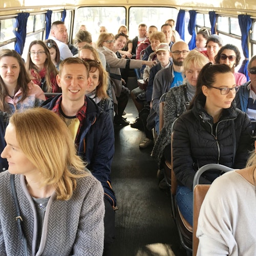 Tour en bus retro: El lado oscuro de Varsovia