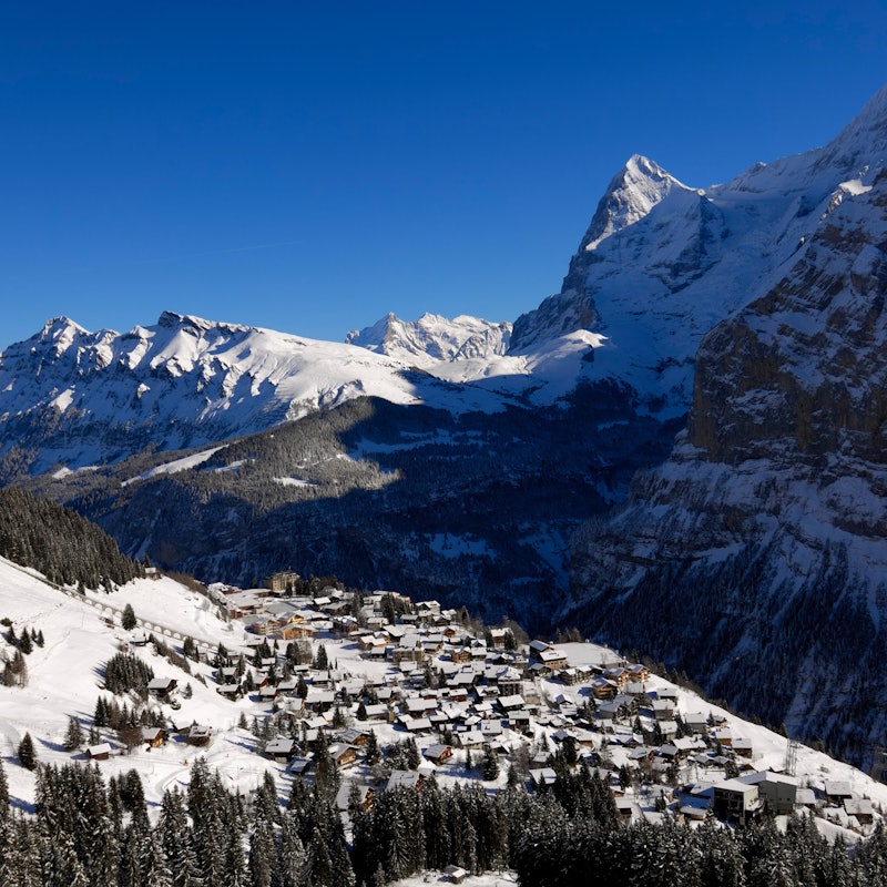 シルトホルンへのケーブルカー往復 Tiqets シルトホルンへのケーブルカー往復 Tiqets