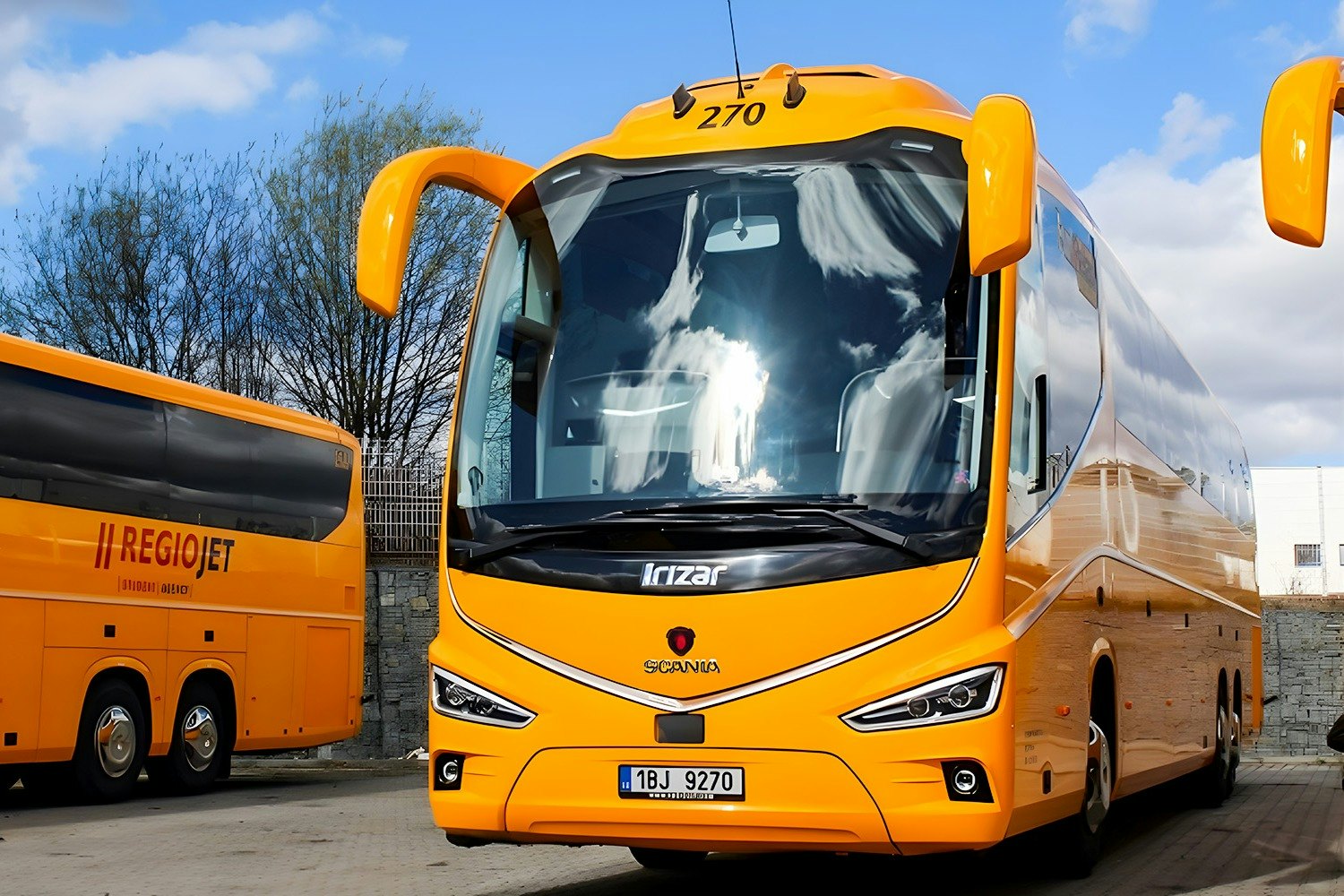 Prague: Bus Transfer To/From Prague Airport and City Center