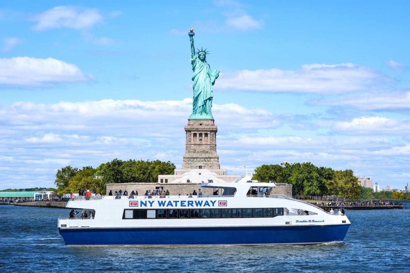 New York: Statue of Liberty Quick Cruise - Photo 4