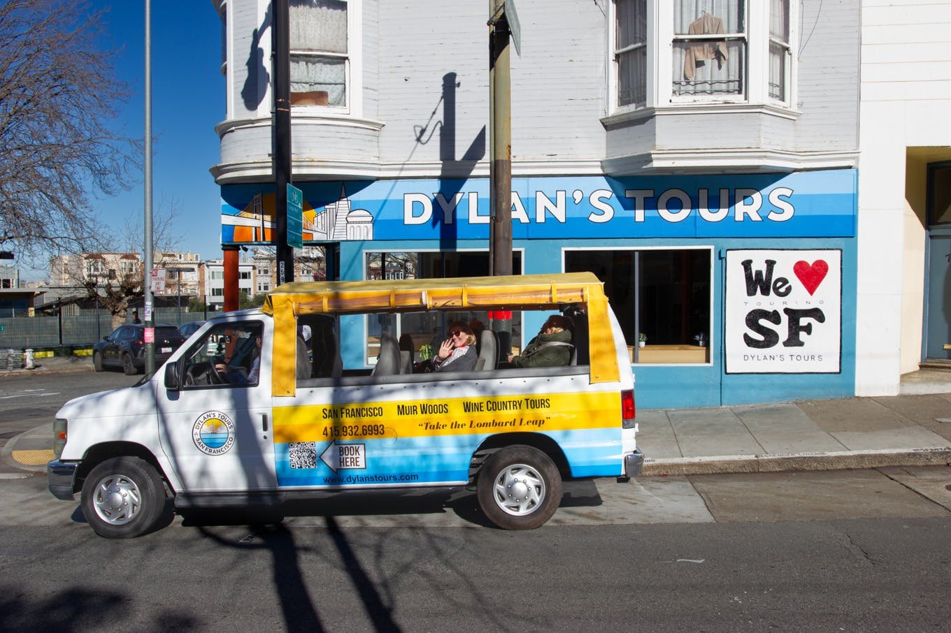 Lombard Leap & Alcatraz: Official Alcatraz, Lombard St, Coit Tower, Chinatown