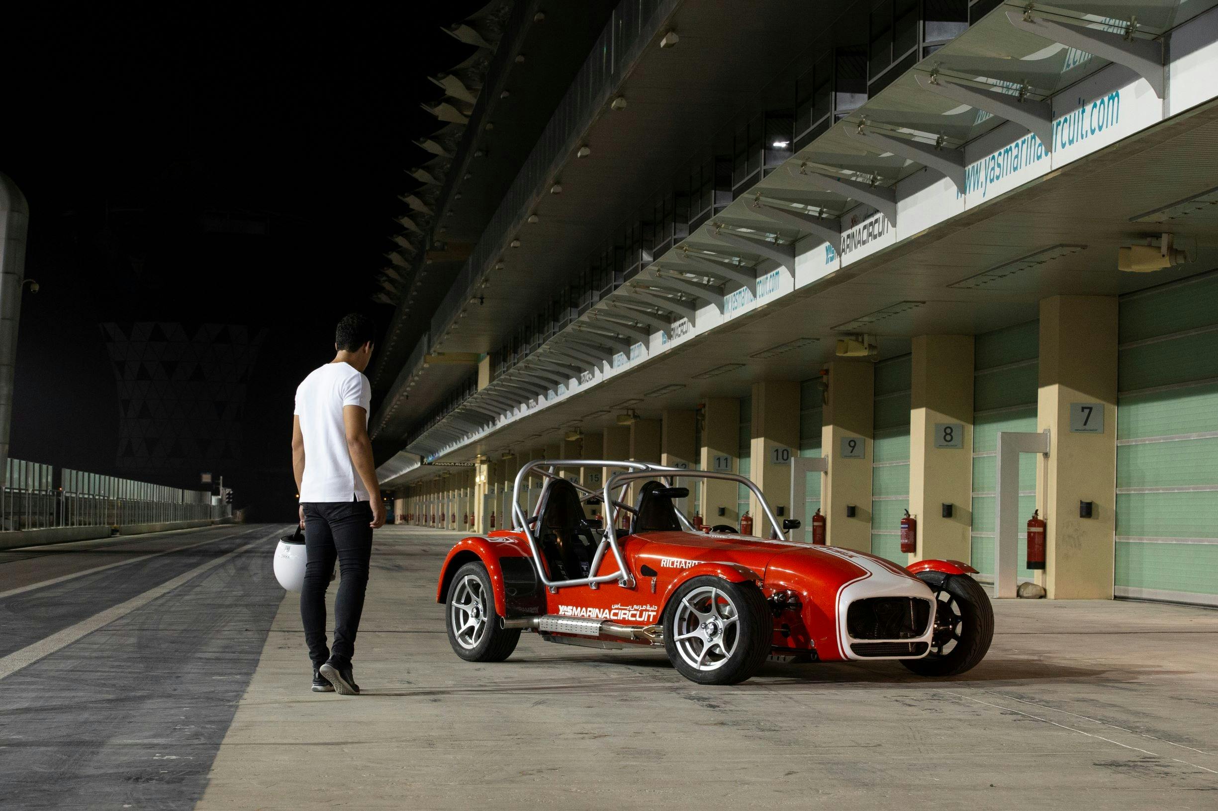 Yas Marina Circuit: Caterham Seven Driving Experience - Photo 4