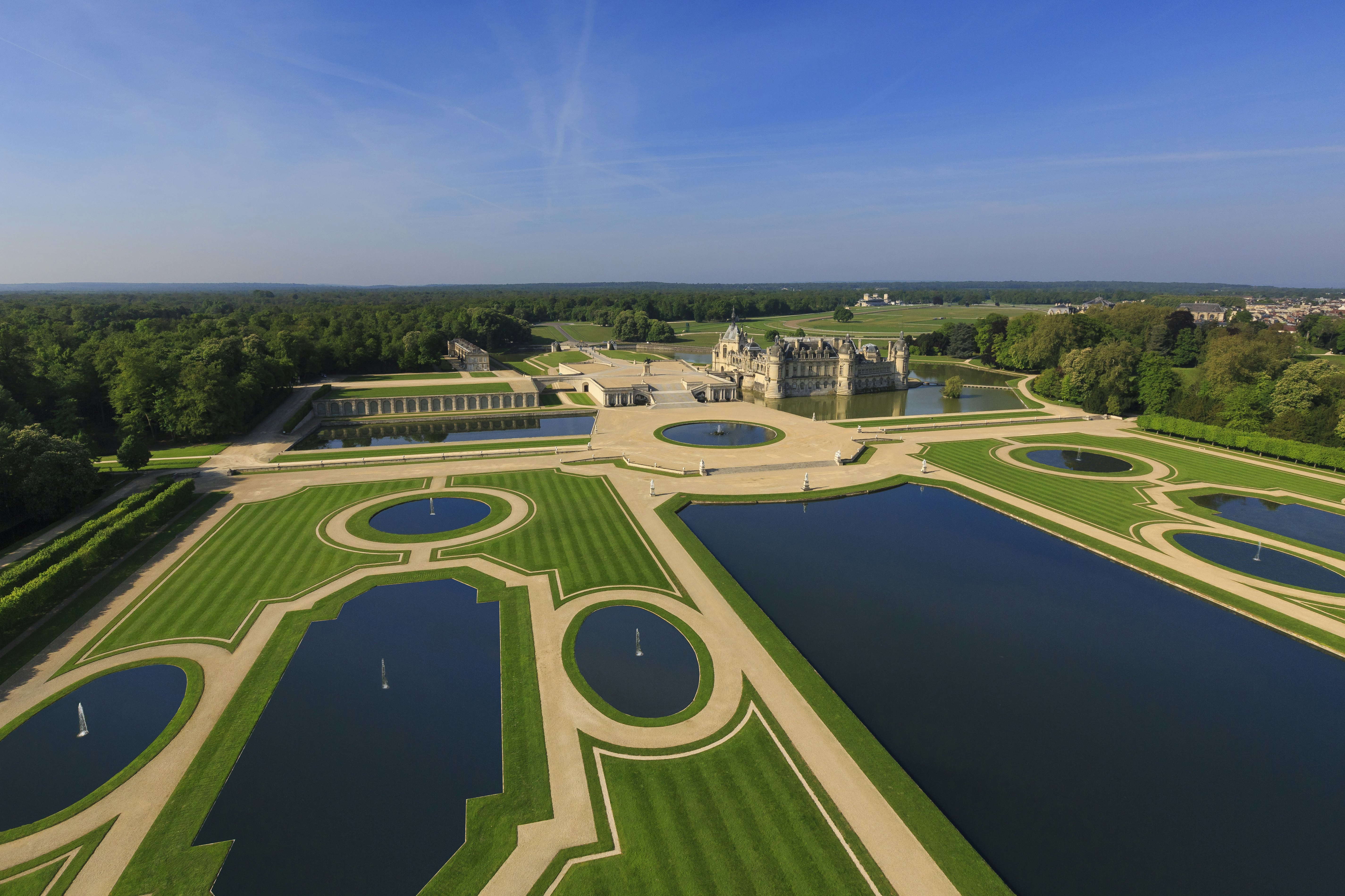 Skip the Line: Chateau de Fontainebleau Ticket 2023