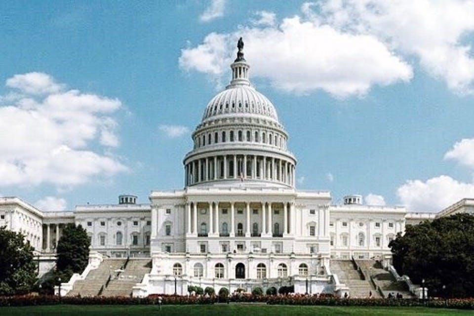 Περιήγηση με τα πόδια σε μικρές ομάδες στο Καπιτώλιο