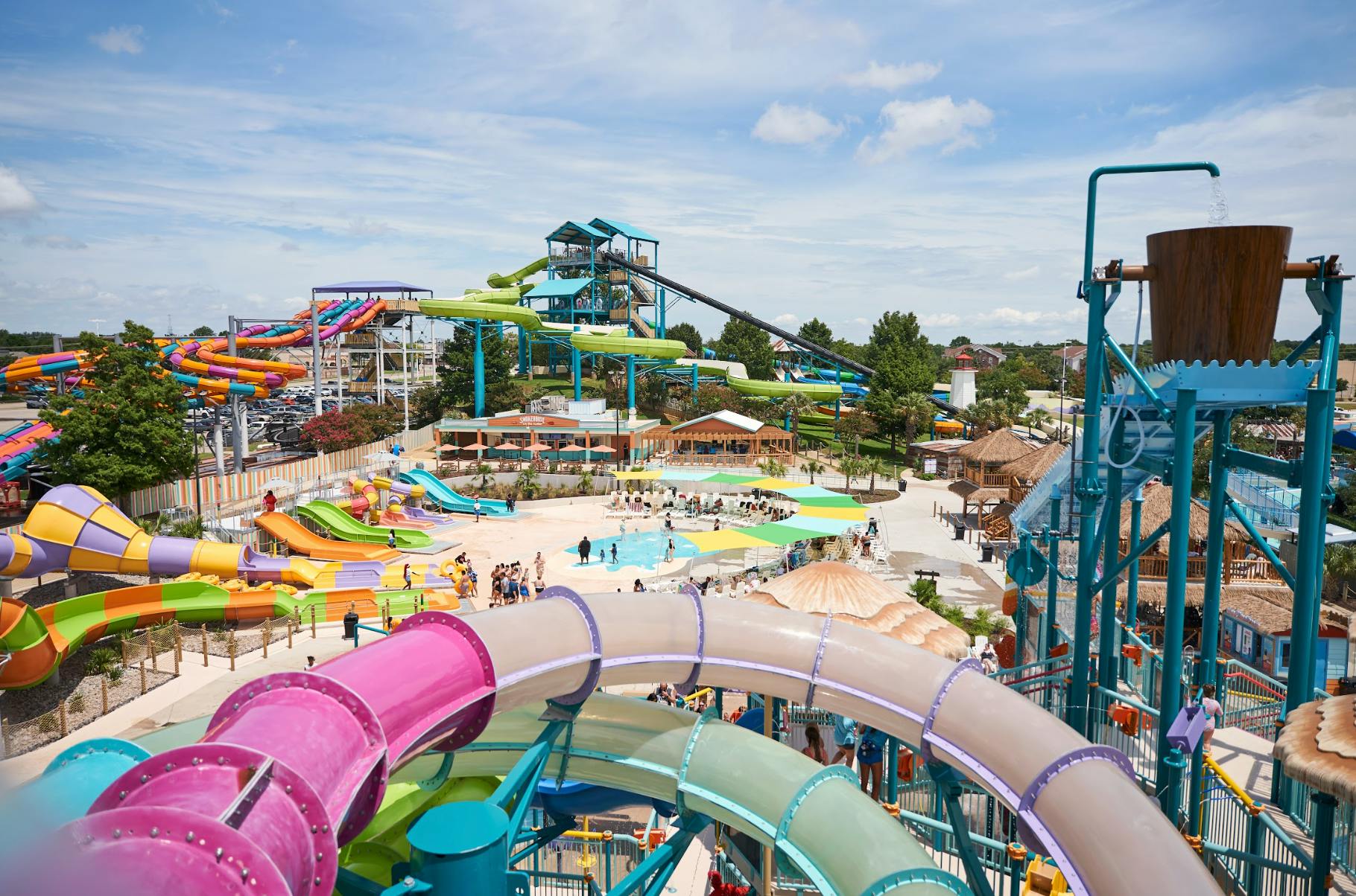 Hurricane Harbor Arlington: One Day Ticket - Photo 8