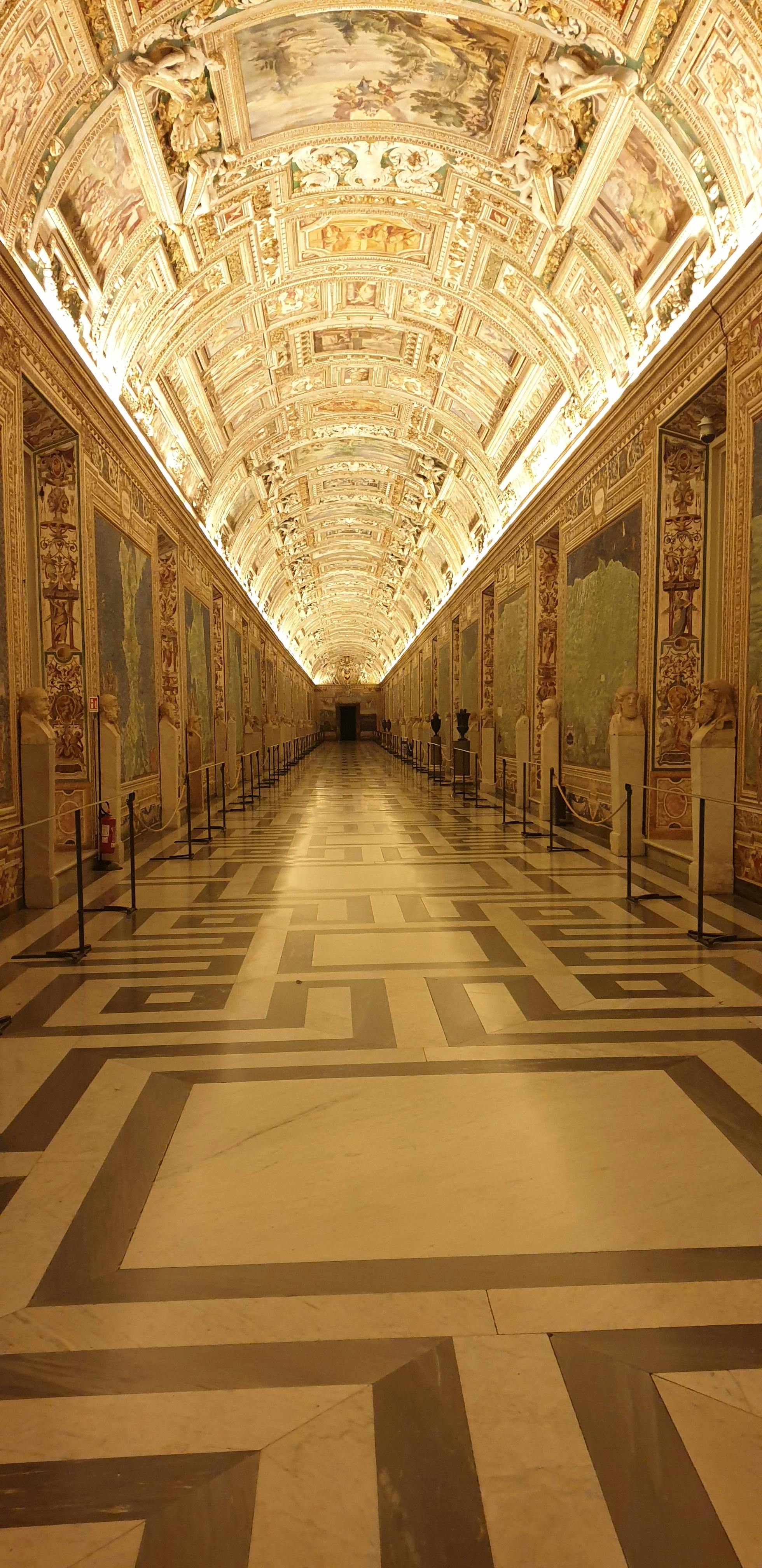 Vatican Museums & Sistine Chapel: Guided Tour