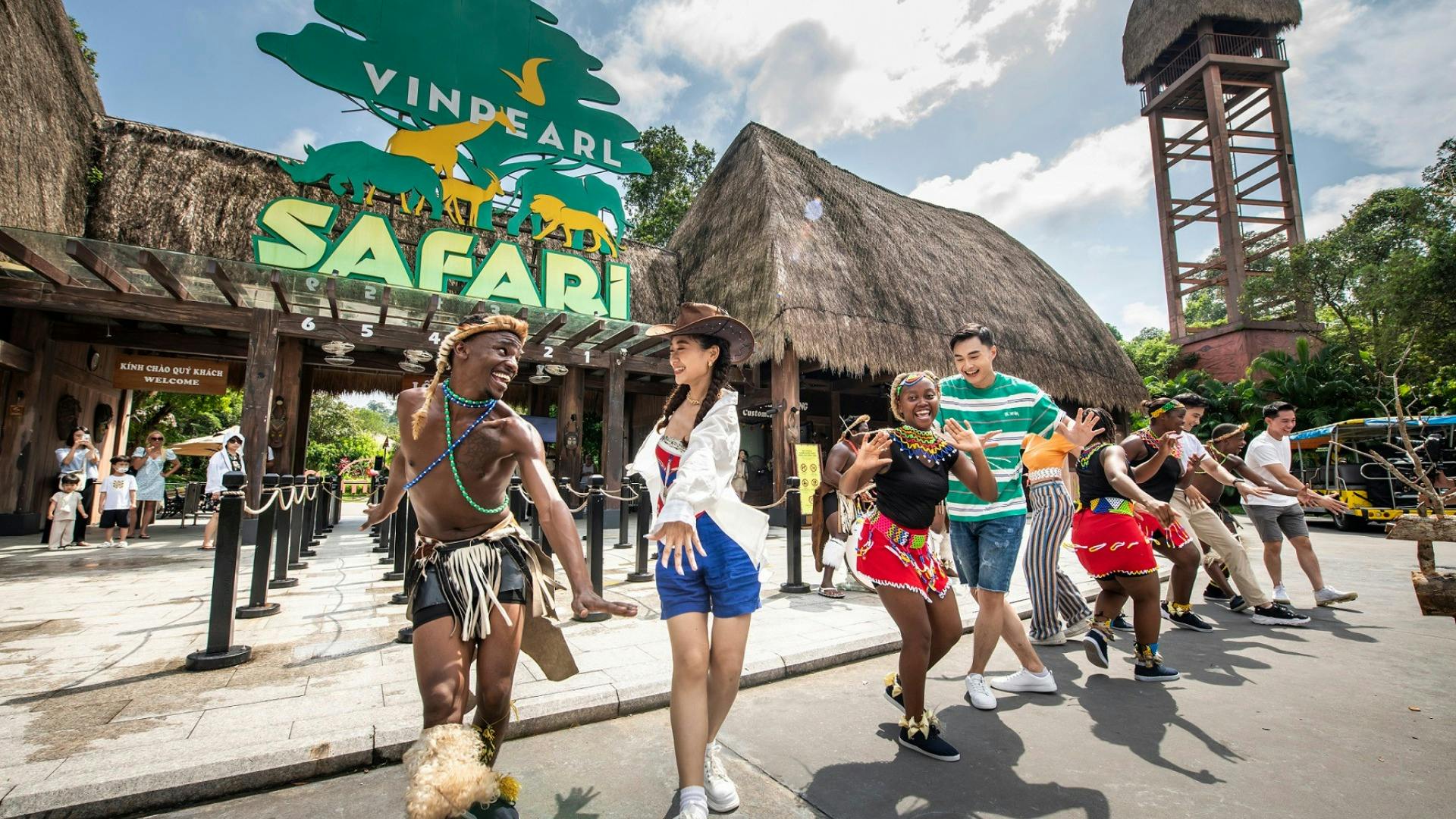 Vinpearl Safari Phu Quoc: Night Safari Ticket + BBQ Skewer Dinner