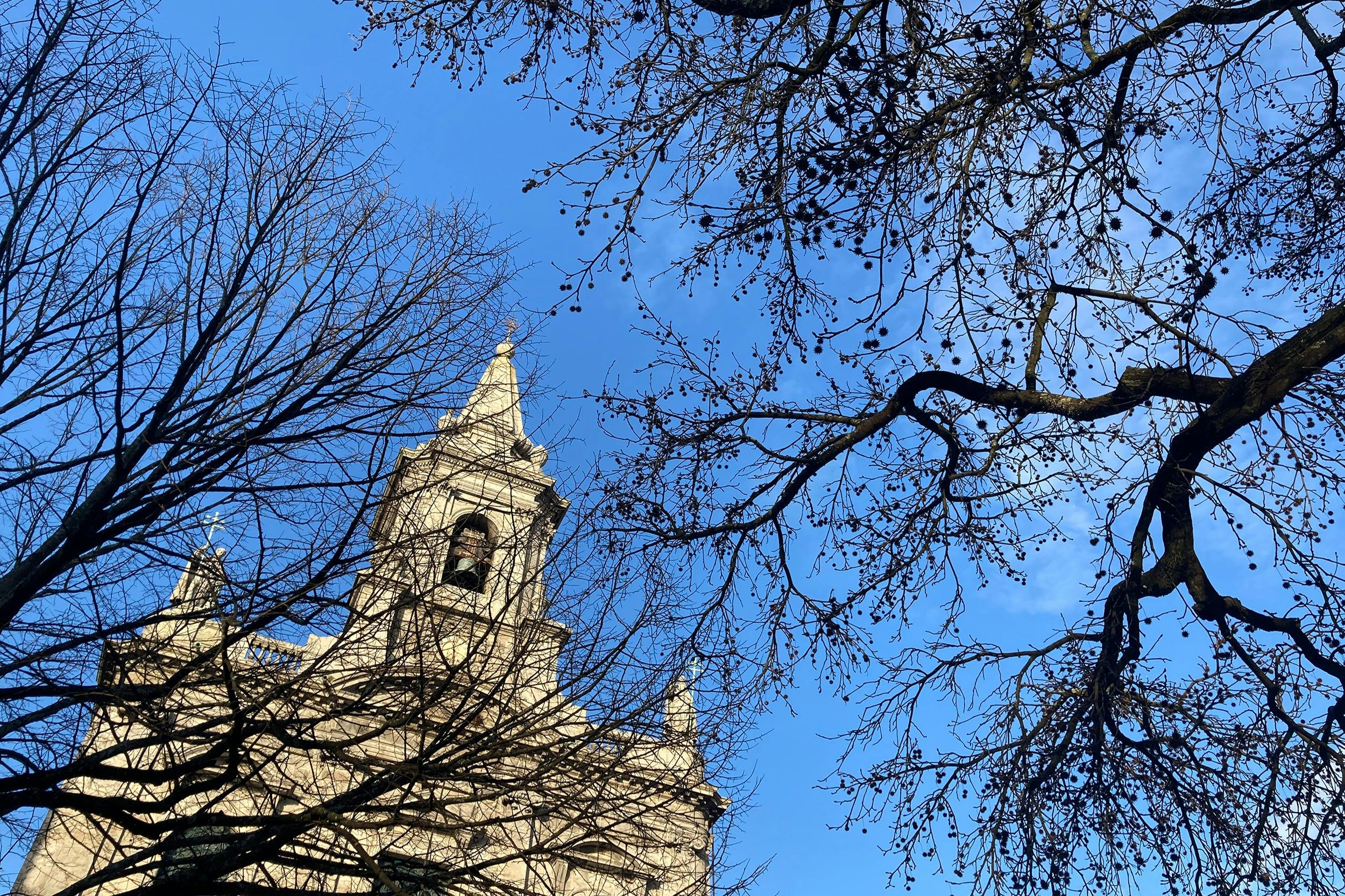 Fachada da maior igreja do Porto