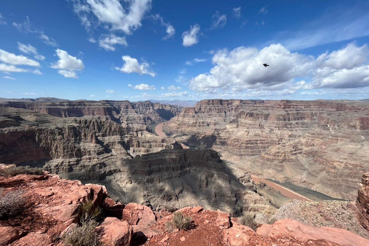 Grand Canyon West: Viagem de um dia saindo de Las Vegas com Skywalk - Acomodações em Las Vegas, Nevada