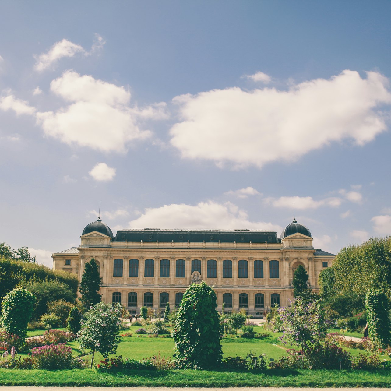 Grande Galerie de l'Évolution: Skip The Line Ticket in Paris – Tiqets