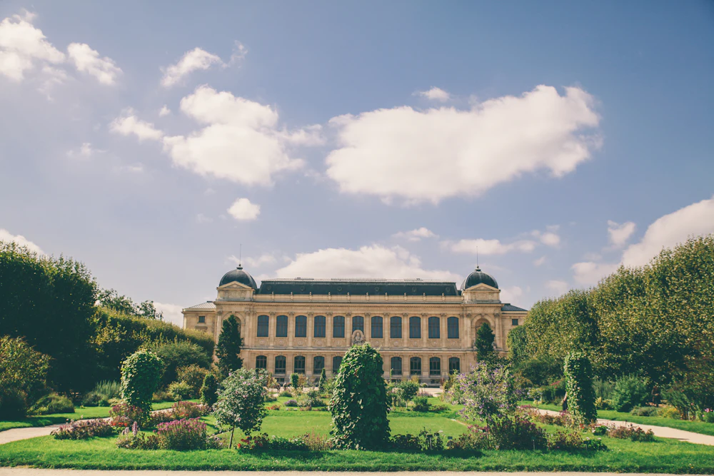 Grande Galerie de l'Évolution + Musée de l'Homme — Bundles  in Paris