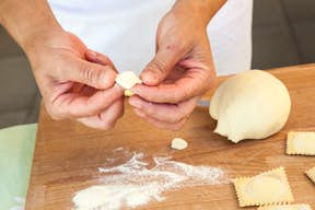 Μάθε πώς να φτιάχνεις φρέσκα ζυμαρικά