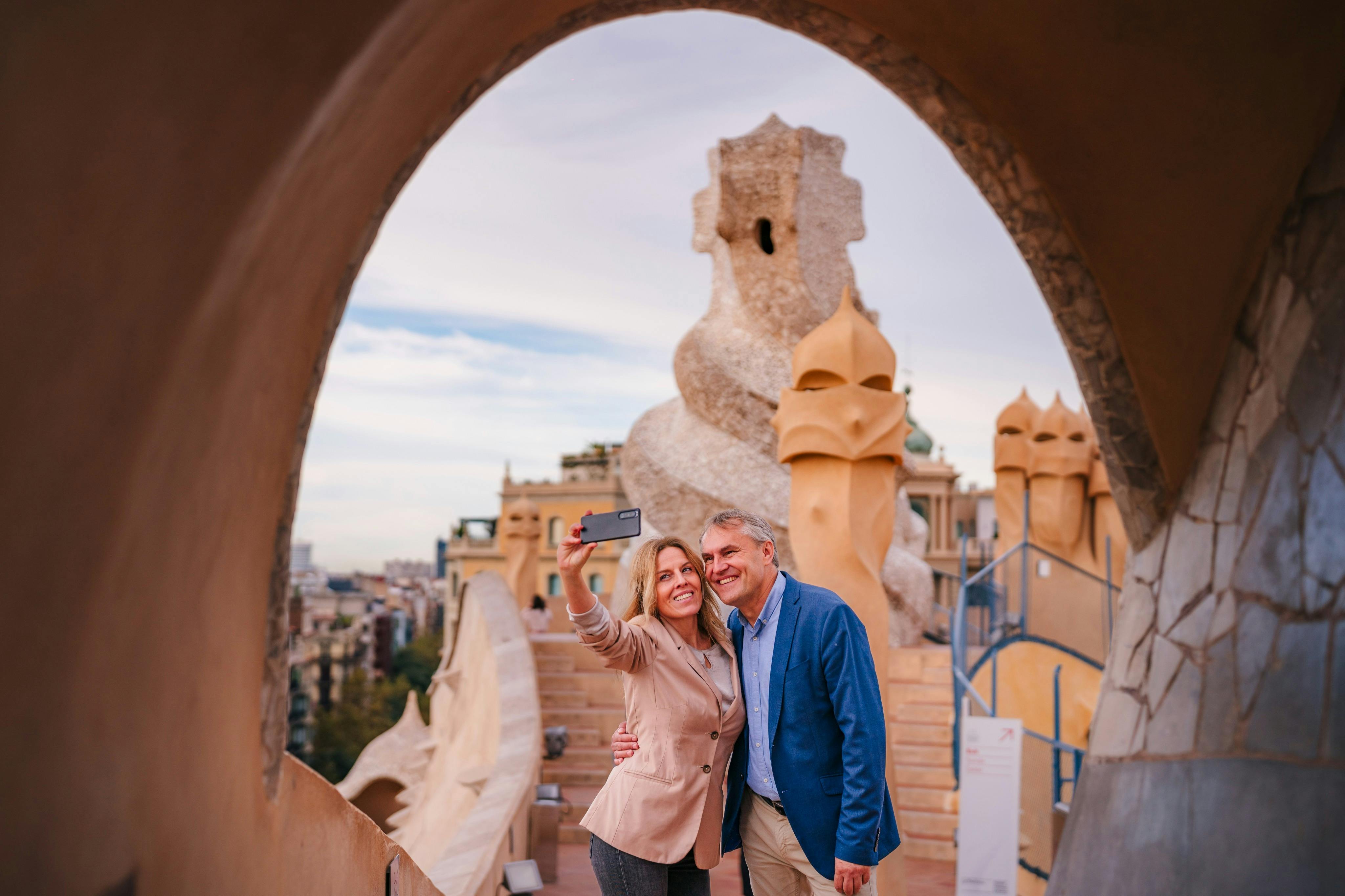 Casa Milà - La Pedrera: Small Group Guided Tour + Glass of Cava 3