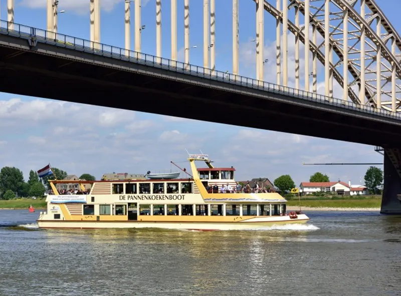 Pancake Boat Nijmegen