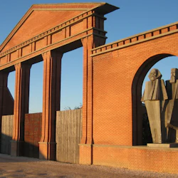 Memento Park Guided Tour in English
