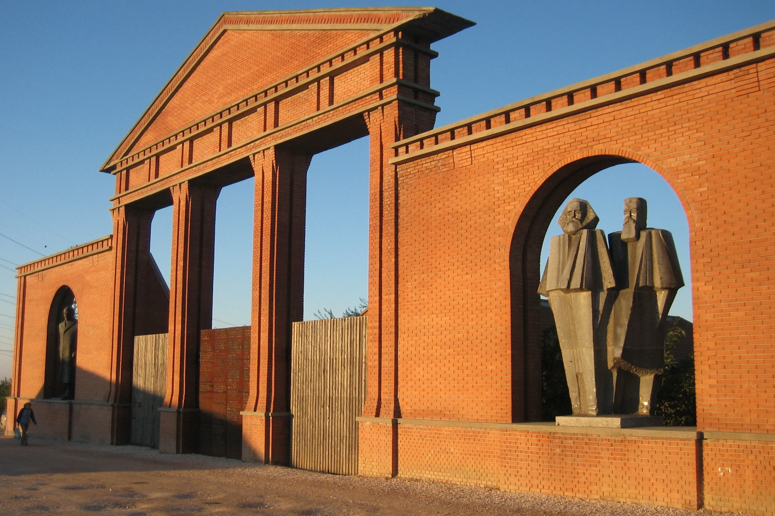 Memento Park Guided Tour in English