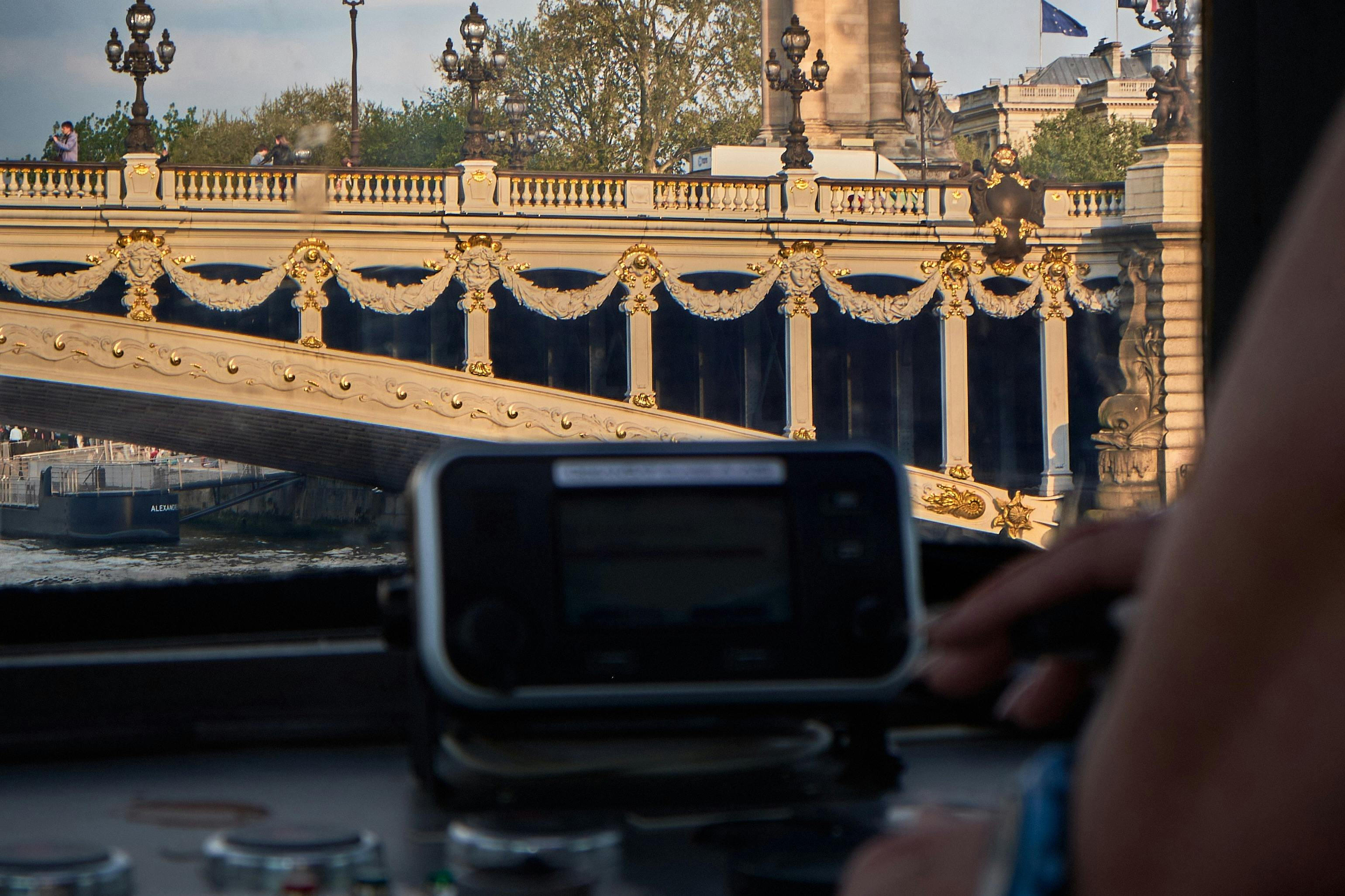 Eine Kreuzfahrt auf der Seine, um die schönsten Sehenswürdigkeiten von Paris zu entdecken
