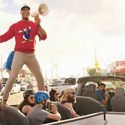 Los Angeles: Guided Celebrity Homes Tour + Universal Studios Hollywood Entry 2