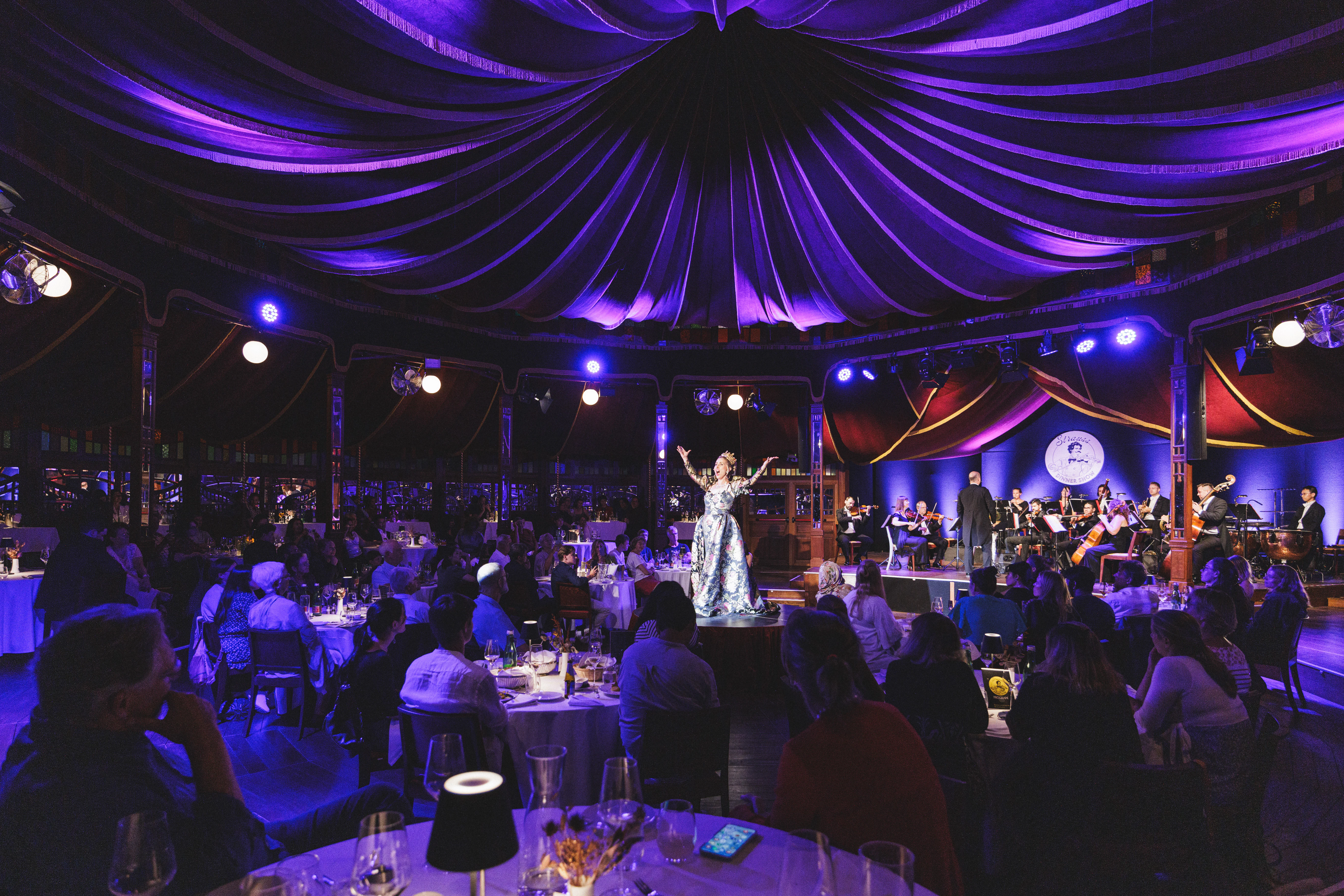 Mirage Theater: Strauss Dinner Concert