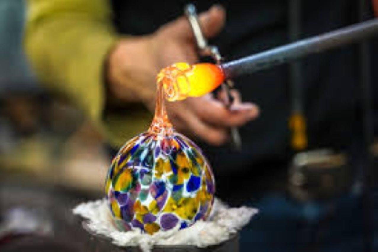 Murano & Burano: Boat Tour from St. Mark's Square + Glass-blowing Demonstration 5