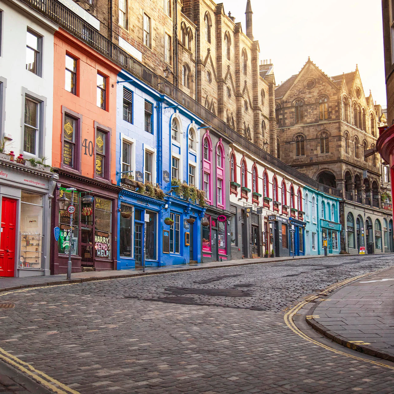 Edinburgh Castle & Royal Mile: Guided Walking Tour in Edinburgh – Tiqets