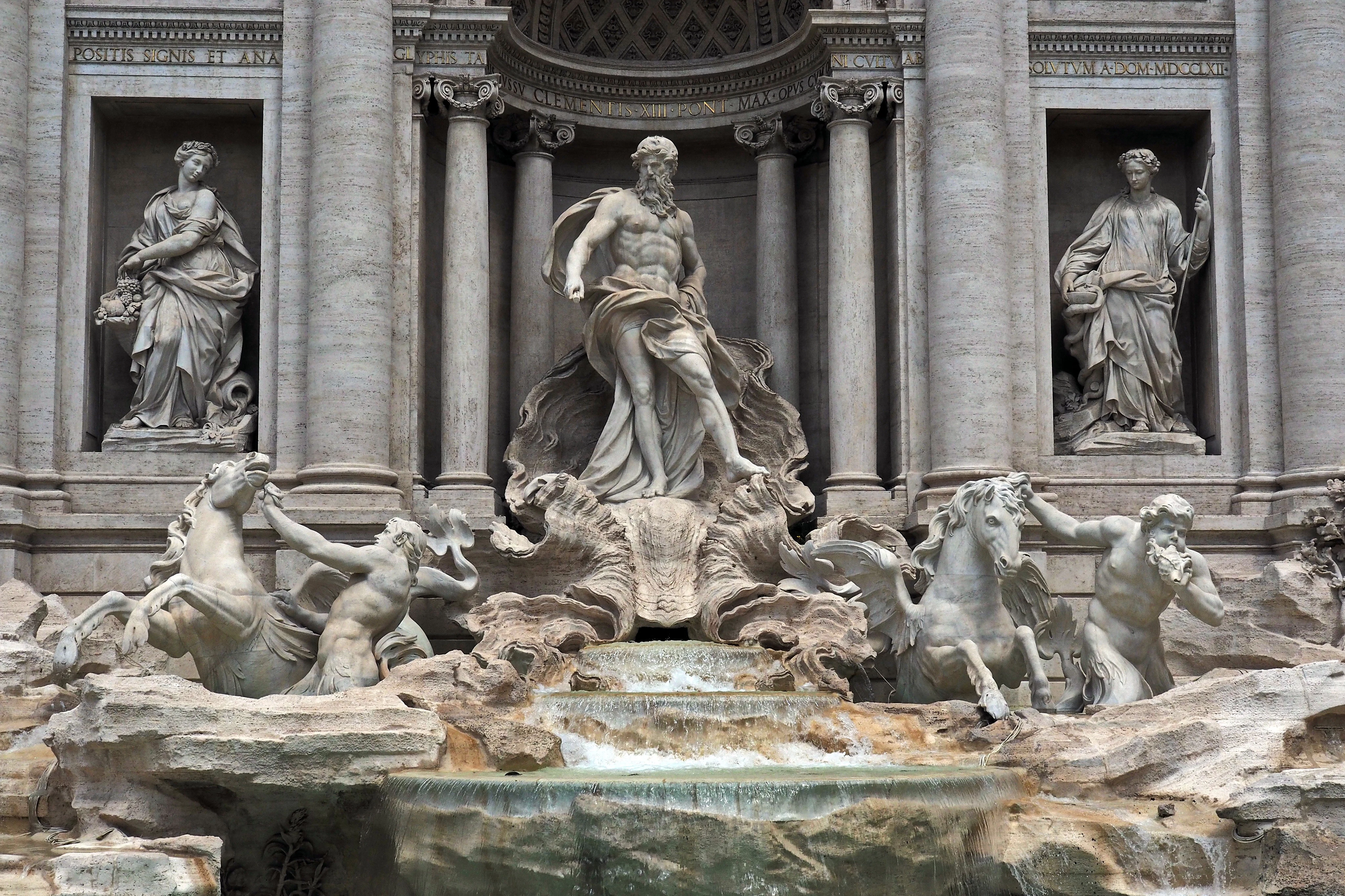 Rome: Fountains and Squares Semi-Private Walking Tour
