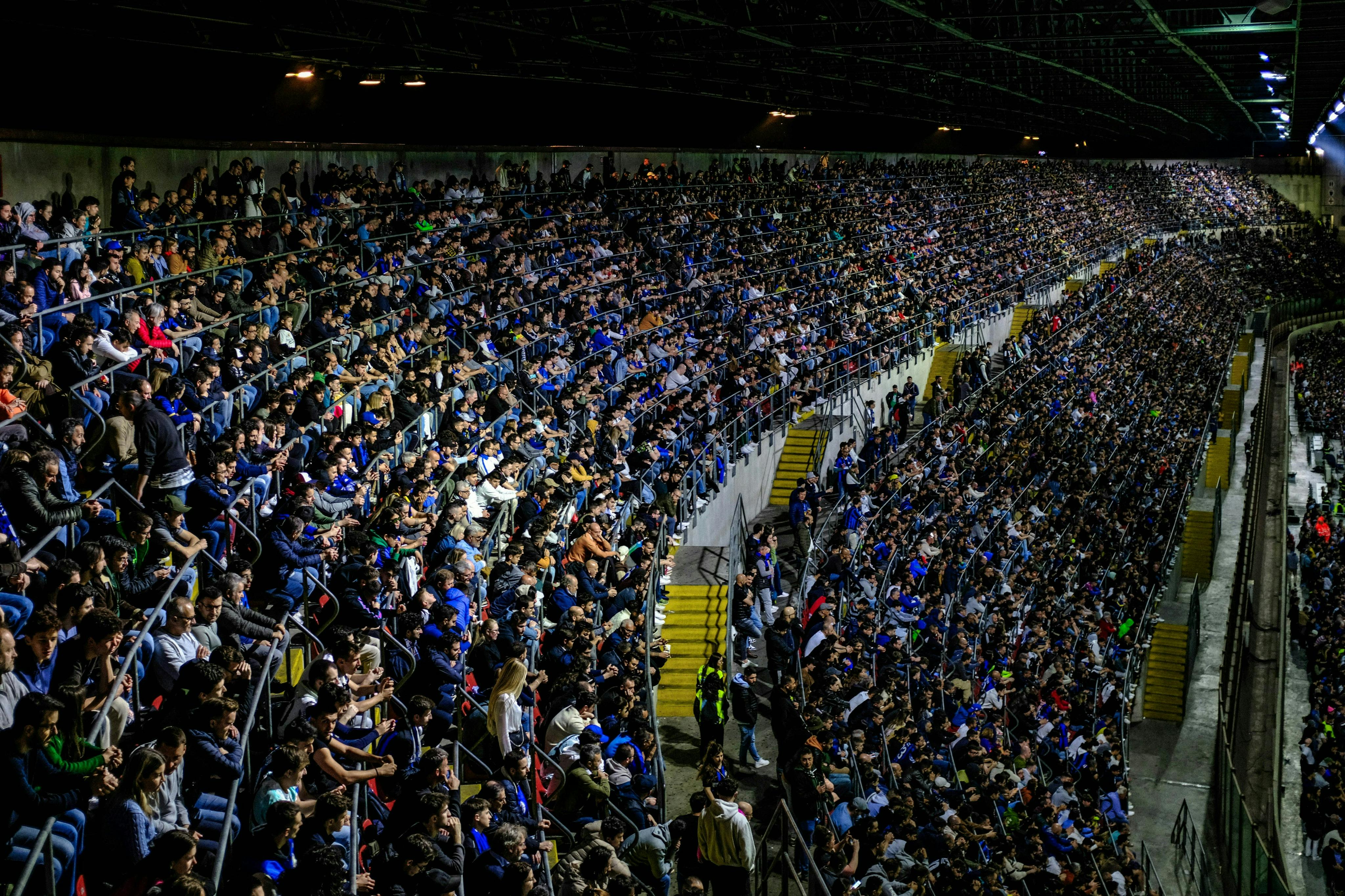 Fans of Internazionale sitting in the stands