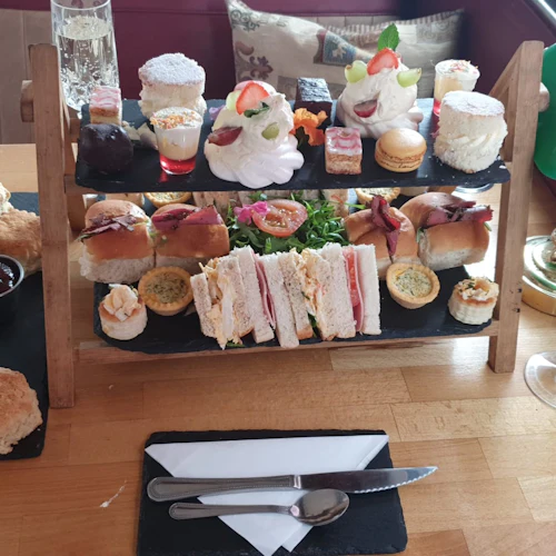 Glasgow Afternoon Tea or Gin Afternoon Tea Experience - Photo 2