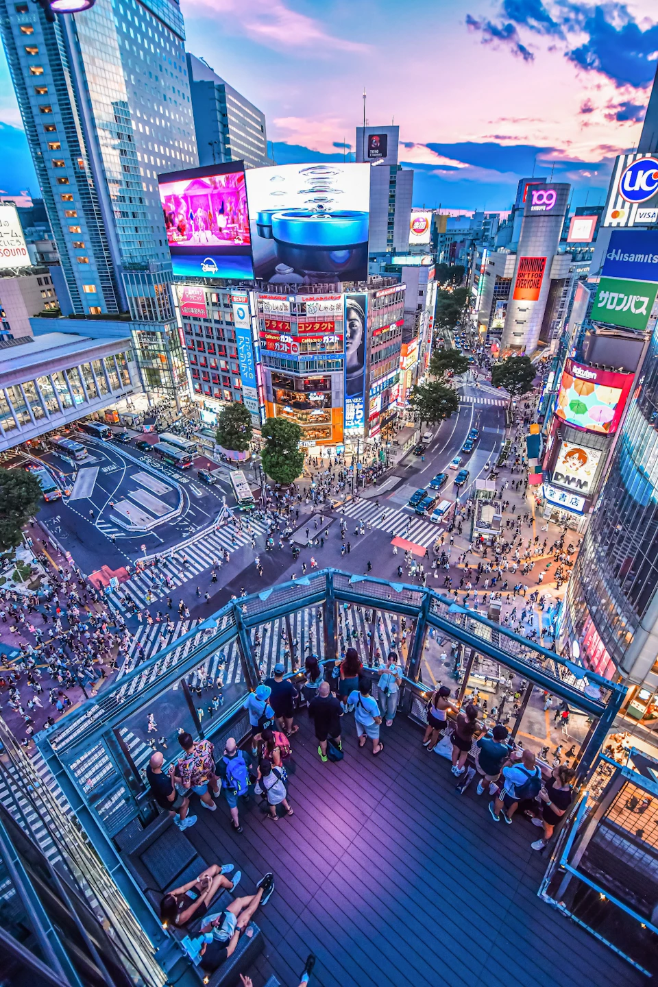 MAGNET by SHIBUYA109 - Crossing View & Rooftop Lounge MAG8: Admission Ticket + 1 Drink