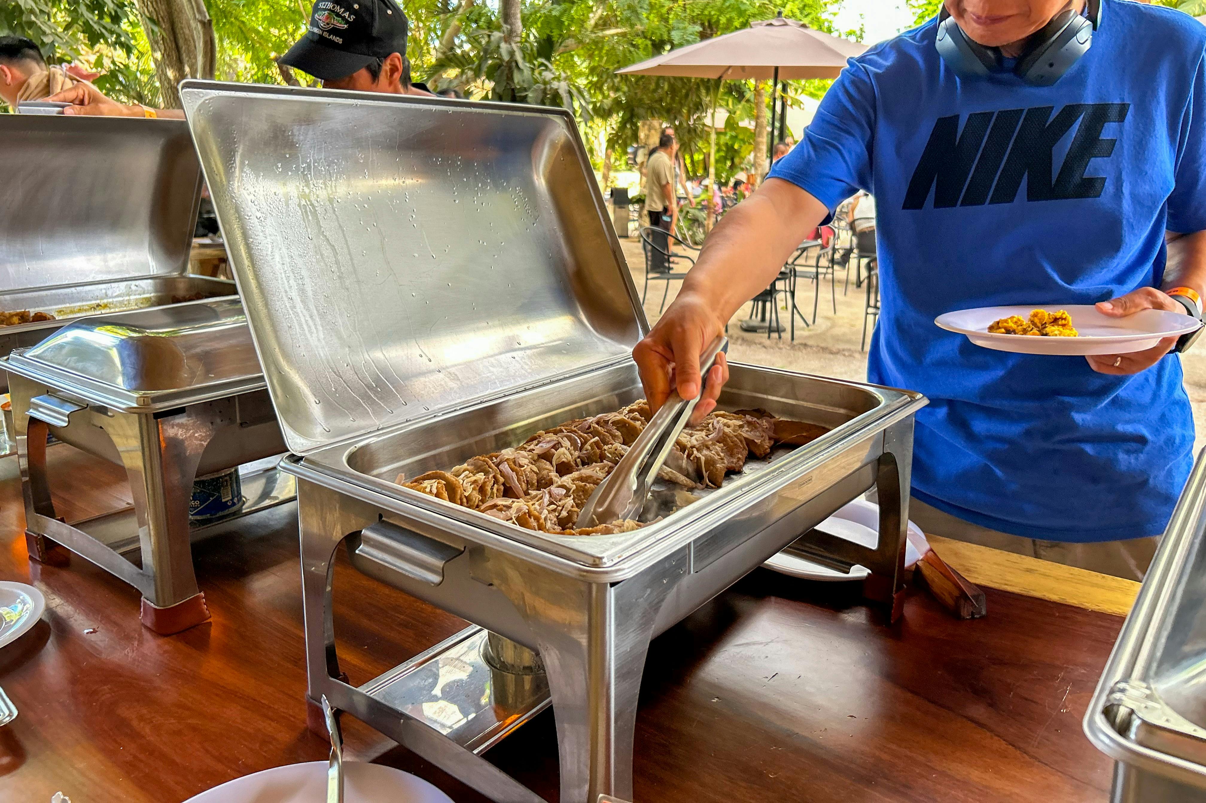 Обед «шведский стол»