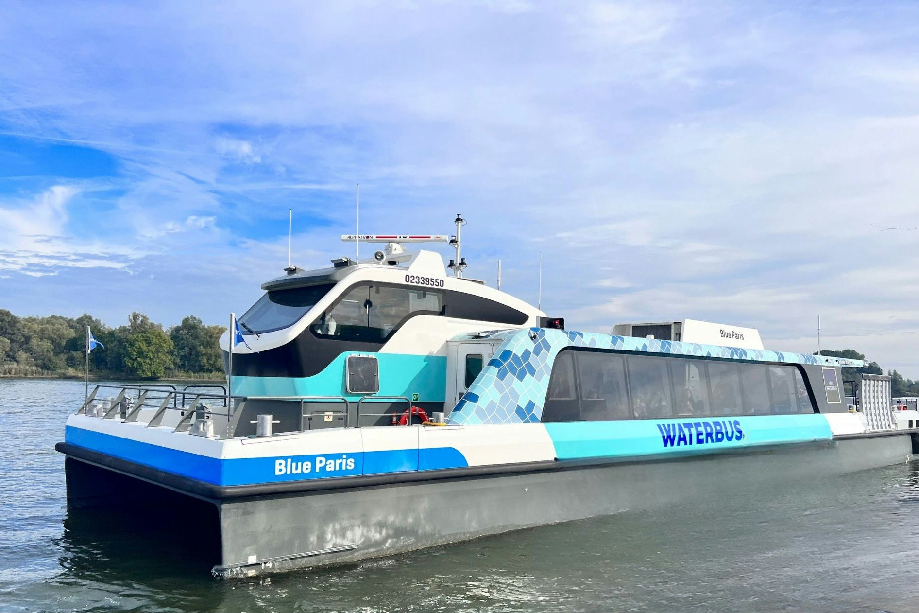 Passagem de ônibus aquático entre Roterdã, Kinderdijk e Dordrecht