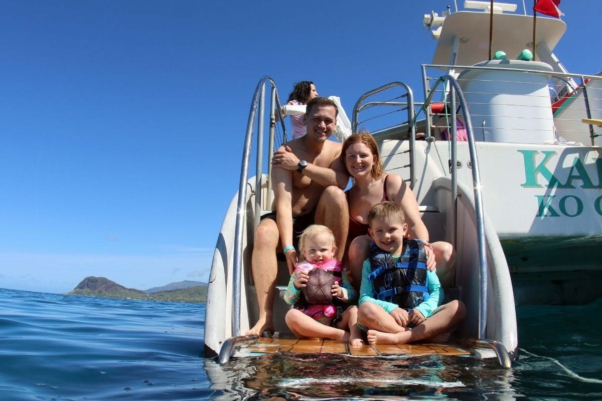 Kapolei: Passeio matinal de barco para observação de golfinhos + Snorkeling + Almoço + Bebidas - Photo 3