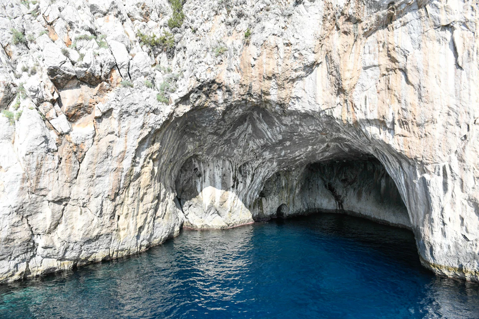 Capri Cave