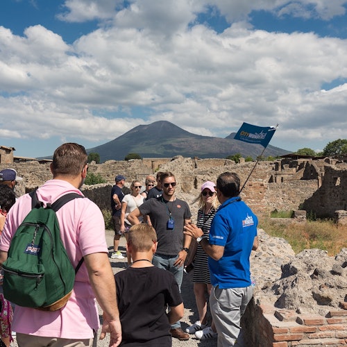 Pompeii & Positano: Day Trip from Naples
