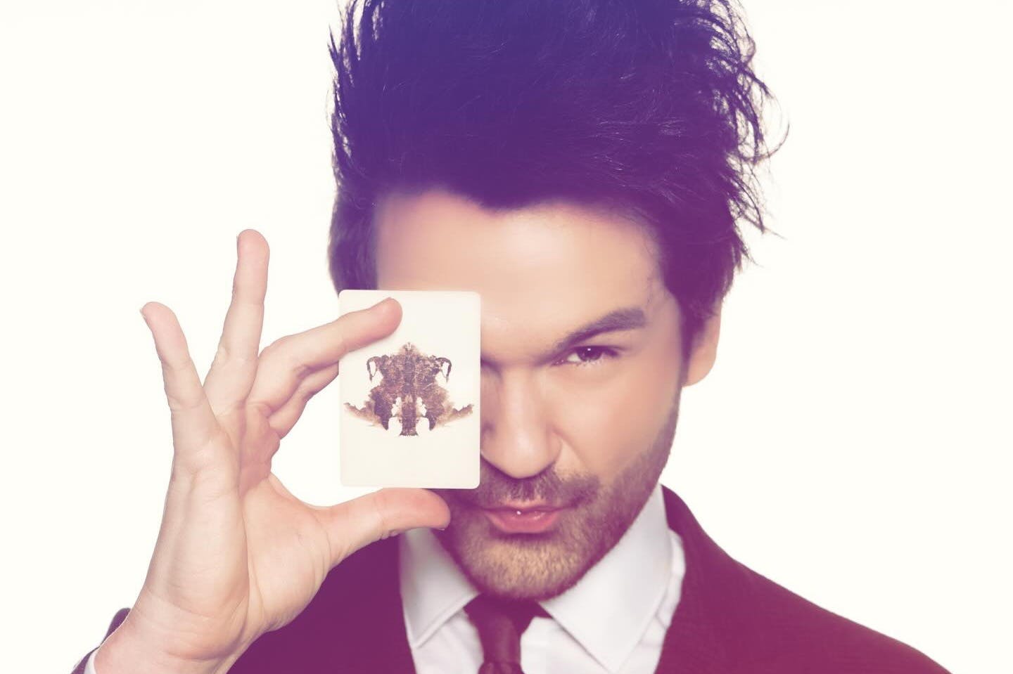 科林·克劳德的策划者